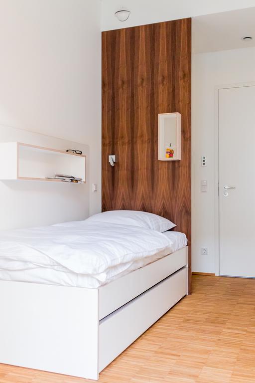 Seminarhaus S1516 Hotell Berlin Rum bild